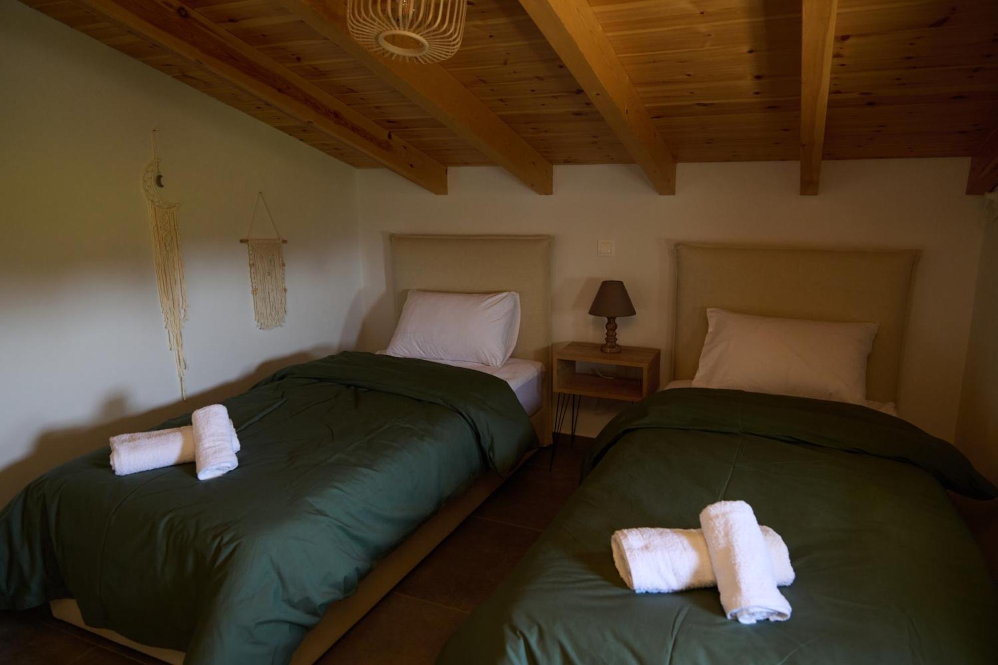 La Familia Luxury Private Maisonettes Near The Sea Gytheio Quarto foto